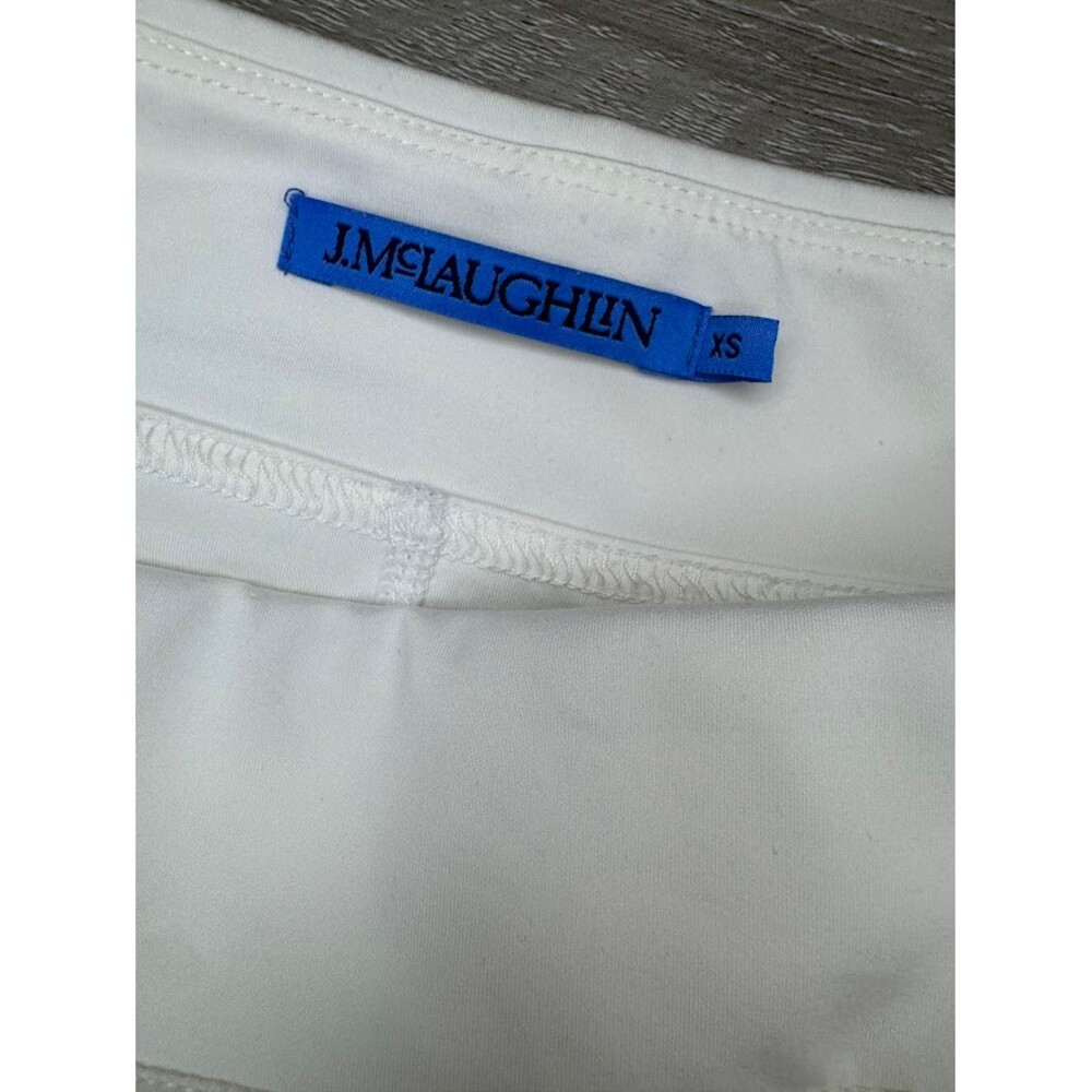 White Athletic Tennis Skort Skirt Hidden Zip Pockets Built In Shorts XS - Picture 6 of 6